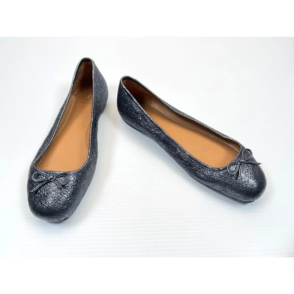 Tory Burch Laila Driver Ballet Flats Women 8-8.5? Metallic Navy‎ Crinkle Leather - Picture 2 of 9
